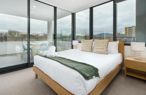 Dickson Apartment | Dickson Deluxe 2BR Apartment - Hosted by Canstay