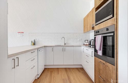 Malua Bay Apartment | Direct Beachfront Townhouse