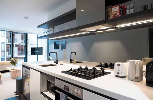 Docklands Apartment | Docklands premium apartment | City View Pool Gym