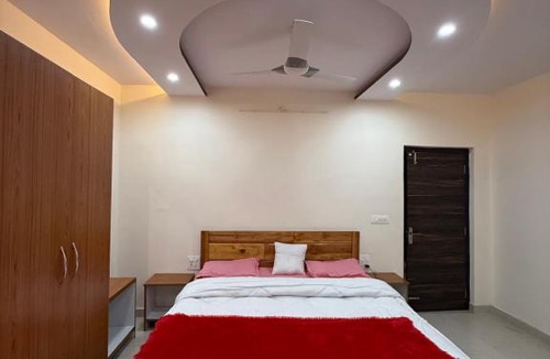 Ramgarh Hostel | Doctor Kush Stay Cafe Music