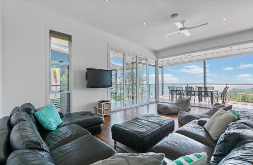 Brisbane Waterfront House | DOLCE VILLA