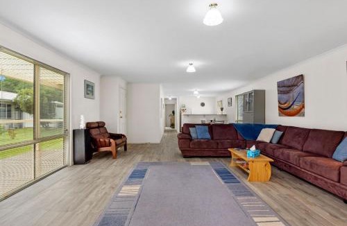 Carrickalinga House | Dolphin Drift 29 Dolphin Avenue