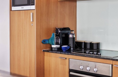 Mandurah Apartment | Dolphin Harbour Haven-Family Friendly-Canal Front
