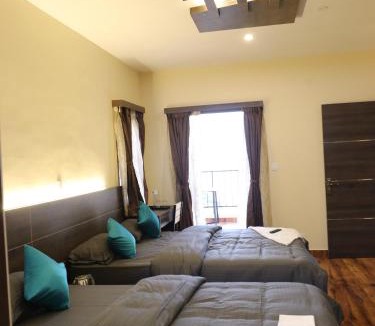 Vattakanal Bed & Breakfast | Dolphin Nose Retreat