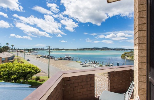 Tuncurry Apartment | Dolphin Place 05 over looking Sparkling Wallis Lake