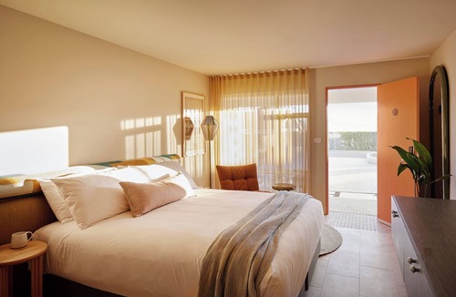 Mollymook Hotel | Dolphins Motel