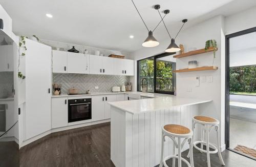 Coffs Harbour House | Donovan's - Great Location, Pet Friendly, Pizza Oven
