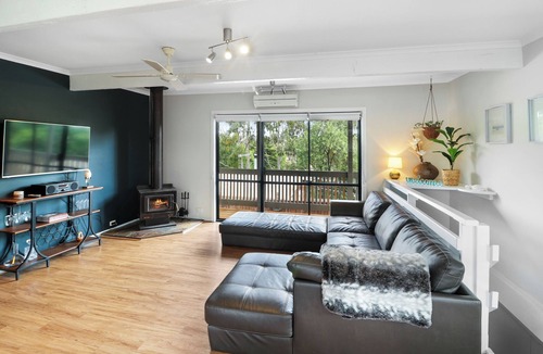 Bonnie Doon House | Doonside - cozy getaway in Bonnie Doon.