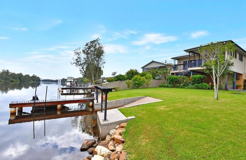 Dora Creek House | Dora Creek absolute waterfront
