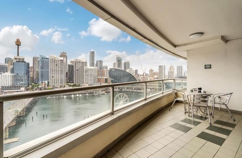 Darling Harbour Apartment | Dream Harbour View Parking Pool