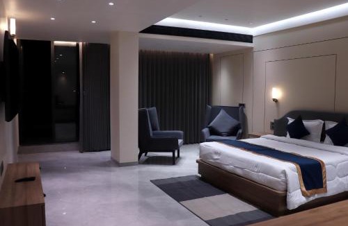 Wadhwan Hotel | Dream Inn By Spring Tree