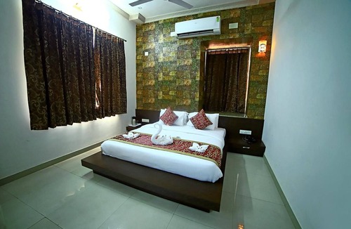 Udaipur Hotel | Dreams Resort Udaipur