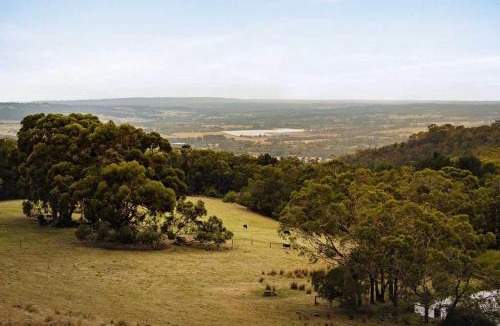 Red Hill House | Dreamy 2 by Tiny Away