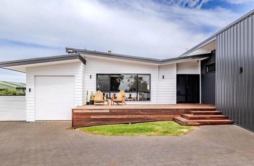 Mira Mar House | Driftaway, Albany