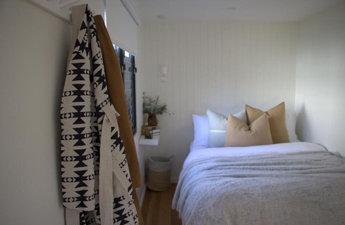 Mount Martha Apartment | Driftwood Studio
