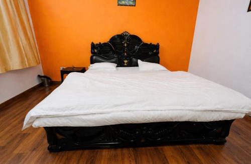 Gomti Nagar House | Drip Inn home stay