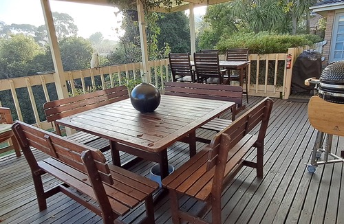 Dromana House | Dromana stay for couples. (Max 2 people, Max 2-3 night stay)
