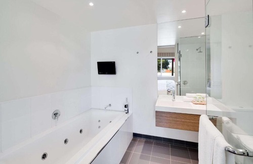 Drouin Hotel | Drouin Motel
