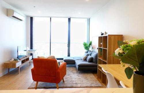Carnegie Apartment | DS1002 - 2B2B Spacious Carnegie Penthouse Free Parking 2 bed 2 bath Top Floor 5mins to Chadstone Shopping centre Monash Uni 1min Carnegie railway