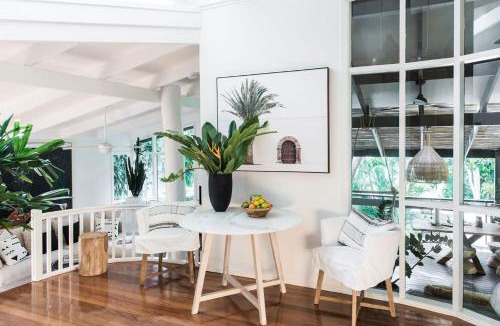 Sunshine Beach House | Dukes Beach House