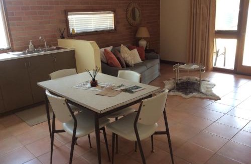 Dunolly Bed & Breakfast | Dunolly Broadway B&B
