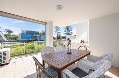 Bargara Apartment | Dwell Apartment 33