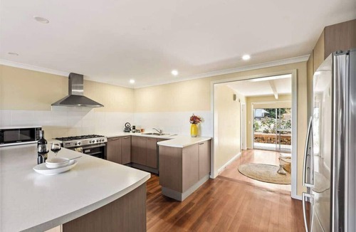 Eagle Bay House | Eagle Bay Beach House - walking distance to beach