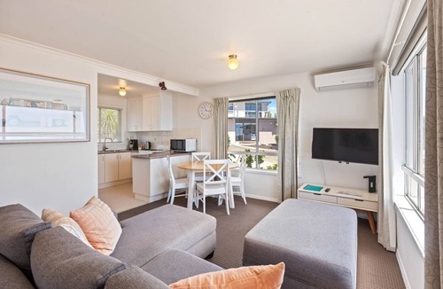 Eden Villa | Eagle Heights - Scenic Unit: Great Pool and Gazebo