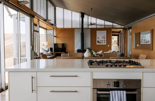 De Mole River House | Eagles Nest Lodge | Kangaroo Beach Lodge