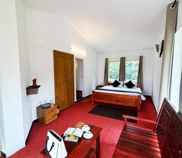 Wellington Bed & Breakfast | Earth songs by Green leaves - 10 kms from kotagiri