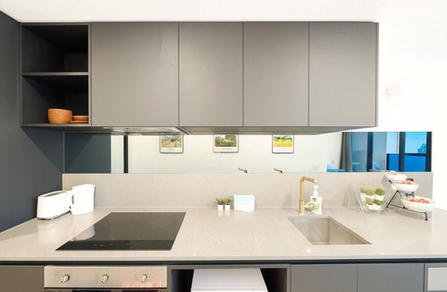 Reid Apartment | Easeful Canberra CBD 2BR Apt