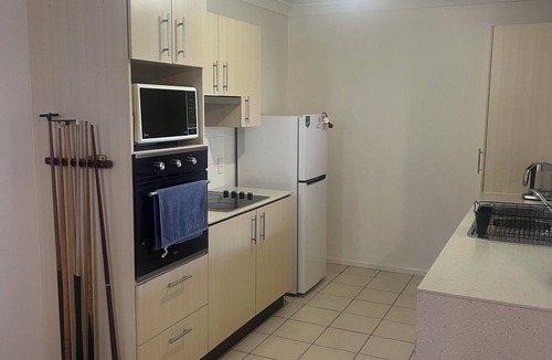 Redbank Plains House | Easy Access Accommodation