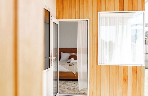 Bicheno Apartment | Ebenezer Bicheno - Discover the East Coast