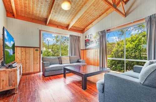 Echuca House | Echuca 265 - Echuca Holiday Homes