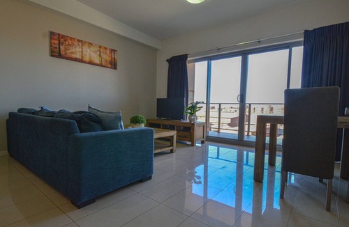 Port Hedland Apartment | Edacious Edgar Modern 1x1