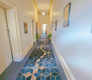 Adelaide Central Business District House | Eden - Franklin 6
