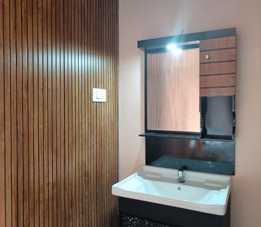 Maraiyur House | Eden Spot