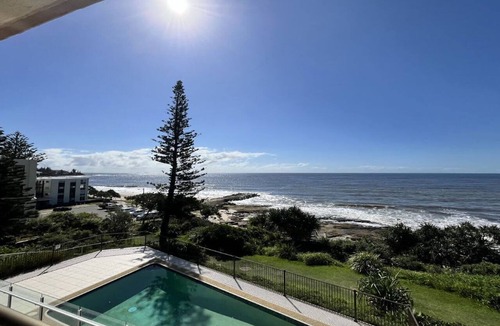 Caloundra Apartment | Edgecliffe 3 Kings Beach Unit With Ocean Views