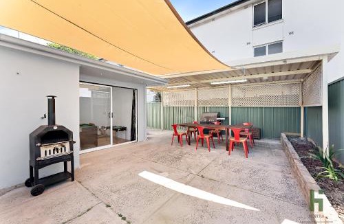 Newtown House | edgeware house