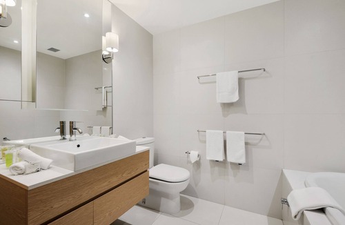 Geelong Apartment | Edgewater 108