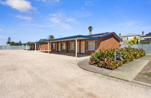 Melville Hotel | Edithburgh Seaside Motel