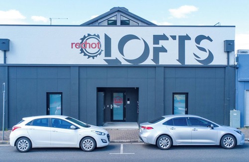 Devonport Apartment | Edward No 3 Loft Apartment