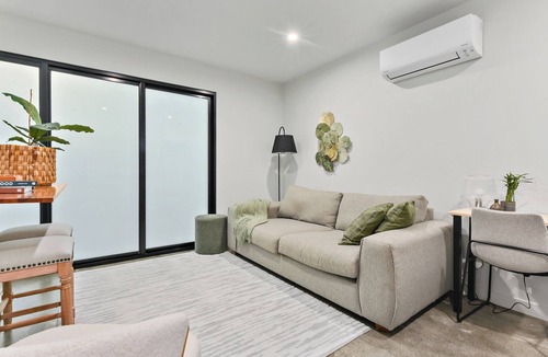 Devonport Apartment | Edward No 3 Loft Apartment