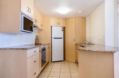 Yeppoon Apartment | Eight, Villa Mar Colina