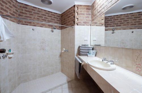 Eildon Hotel | Eildon Parkview Motor Inn Room 1