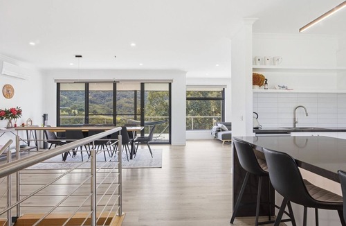 Eildon House | Eildon Valley Views - in the heart of the scenic Eildon Valley