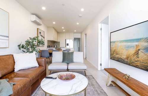 Batemans Bay Apartment | Elegant 2-Bed Apartment with Stunning Views