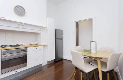 West Perth Apartment | Elegant Art Semi Detached 2-Bed Home
