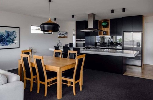 Bicheno House | Elevation - Complete Waterfront!