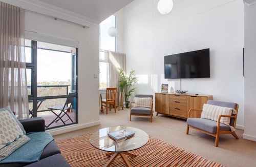 Perth Central Business District Apartment | Eliza's Lookout